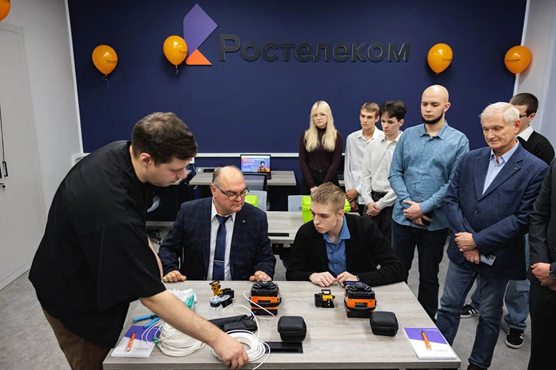 В Красноярске открыли современную площадку для обучения связистов