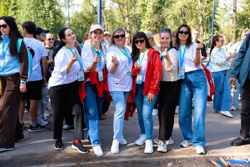 Более 700 волонтёров Сбера помогли преобразить территории площадью более 45 тысяч гектаров